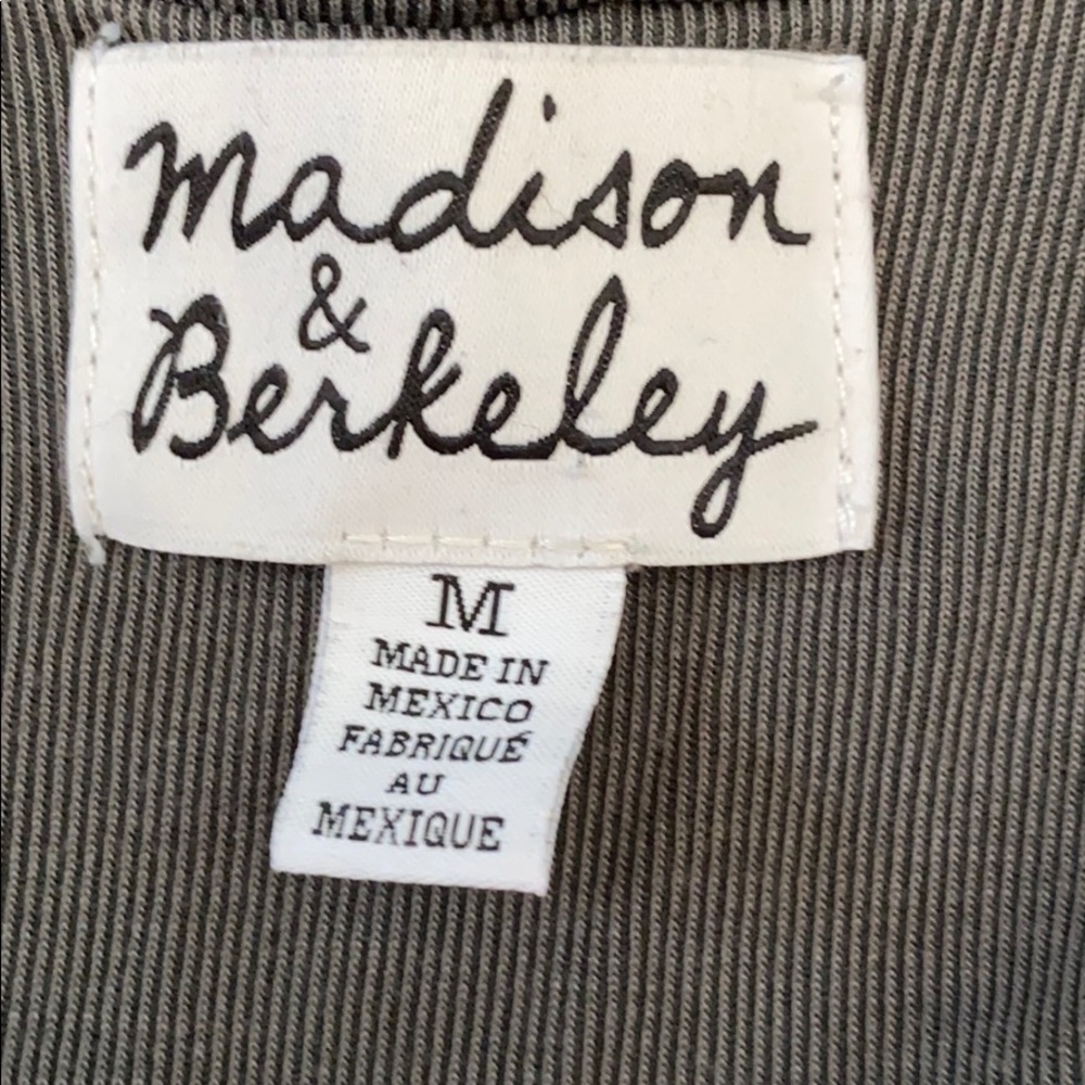 Madison & Berkeley Over the shoulder Long sleeve - Picture 3 of 5